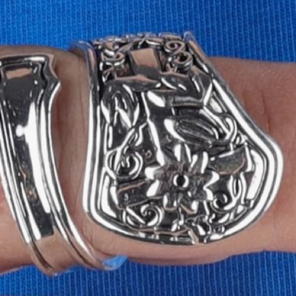 Adjustable spoon ring - Picture 2 of 2